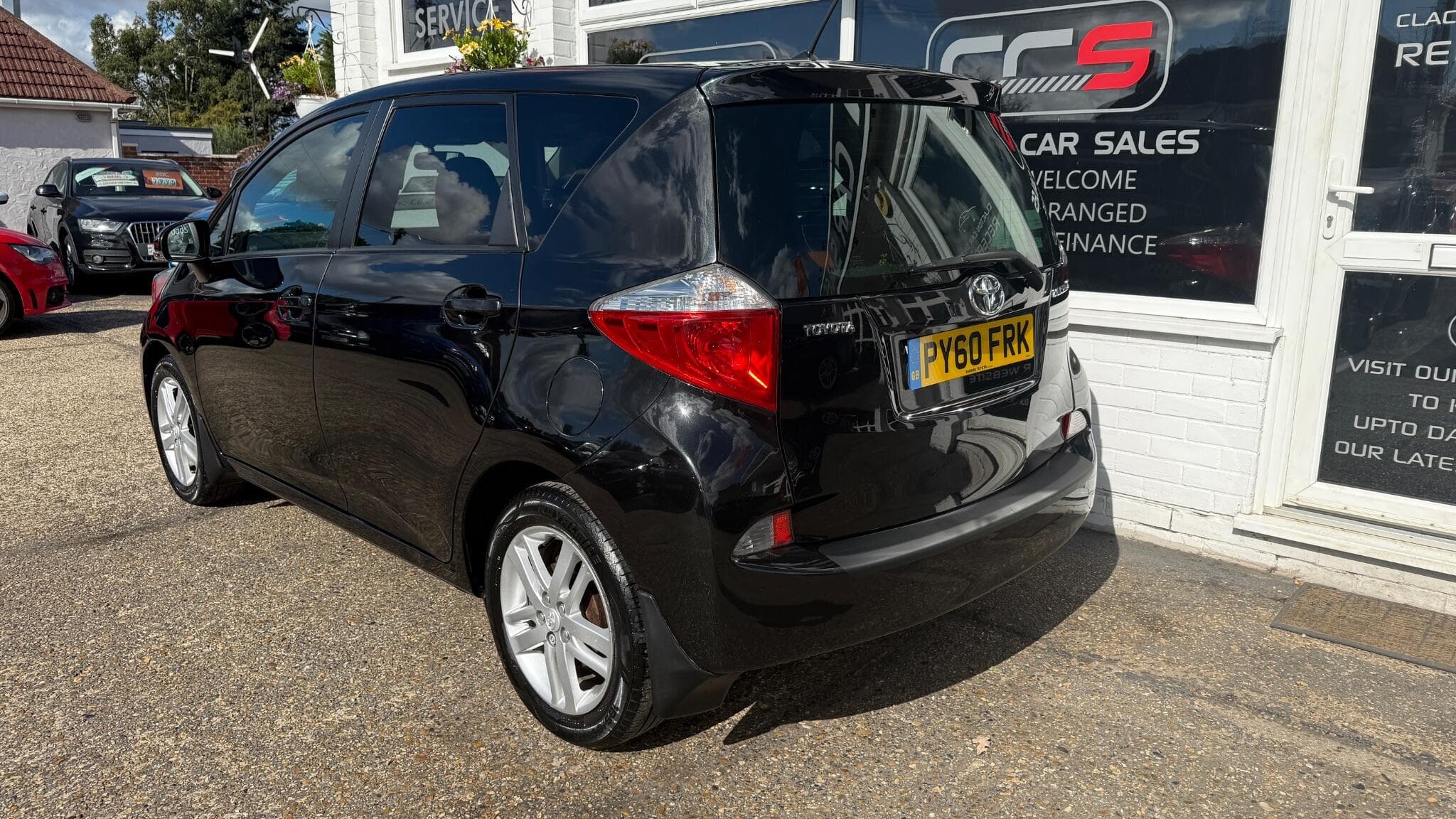 2011 Toyota Verso S - Image 3