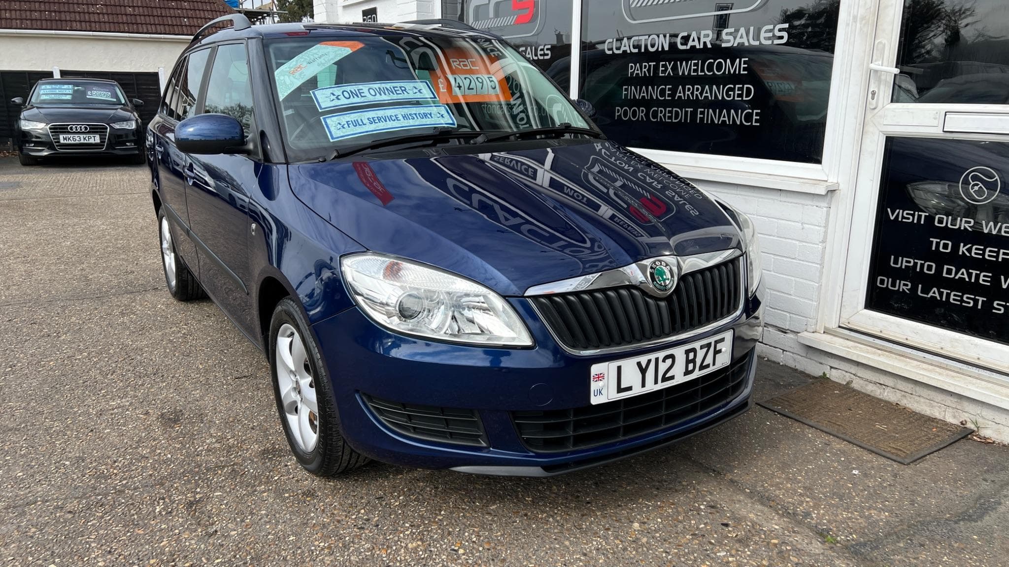 2012 Skoda Fabia - Image 1
