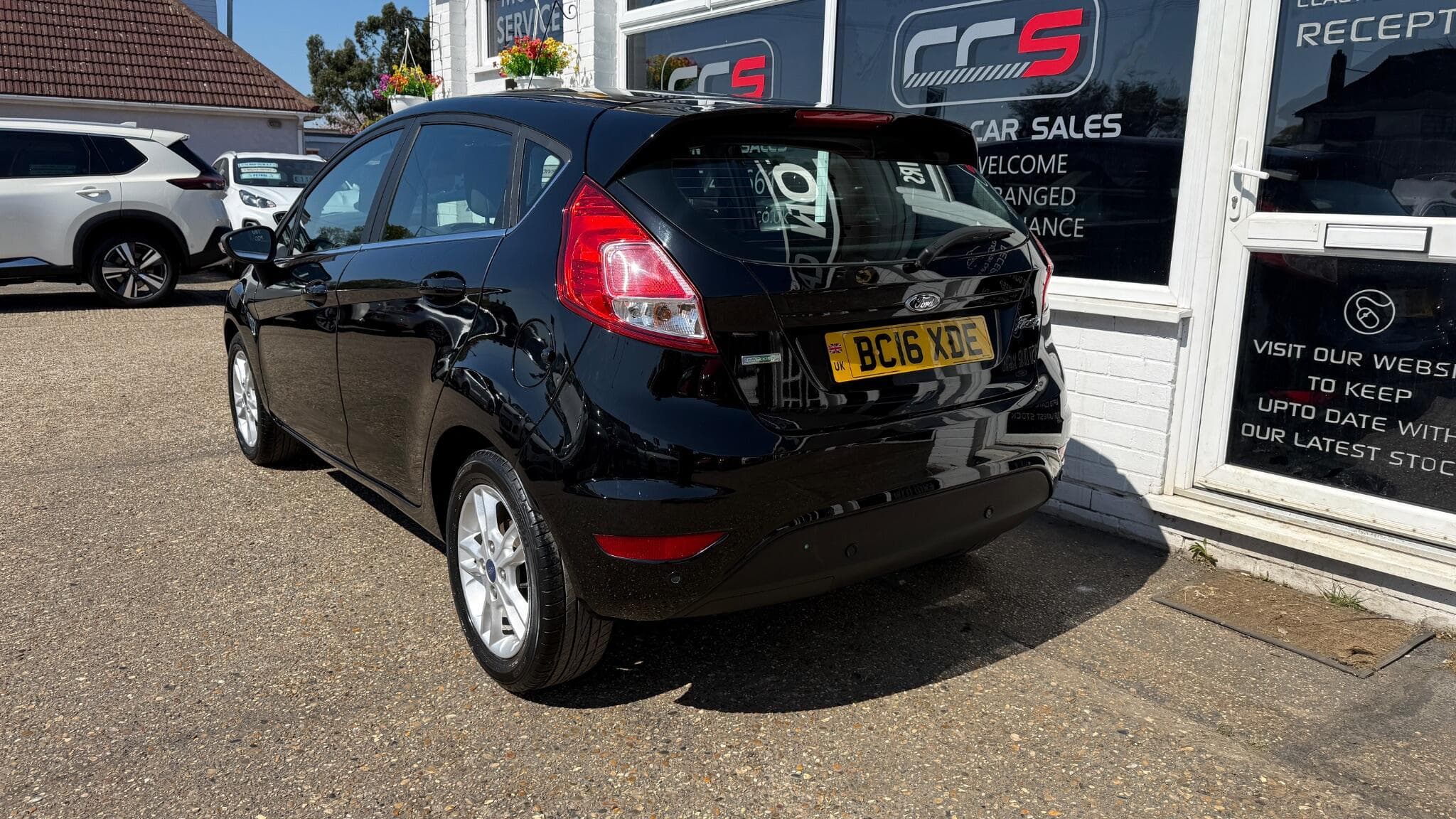 2016 Ford Fiesta - Image 5