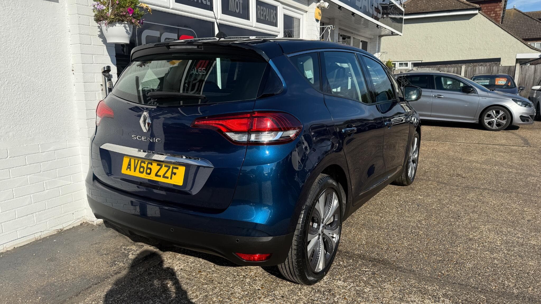 2016 Renault Scenic - Image 7