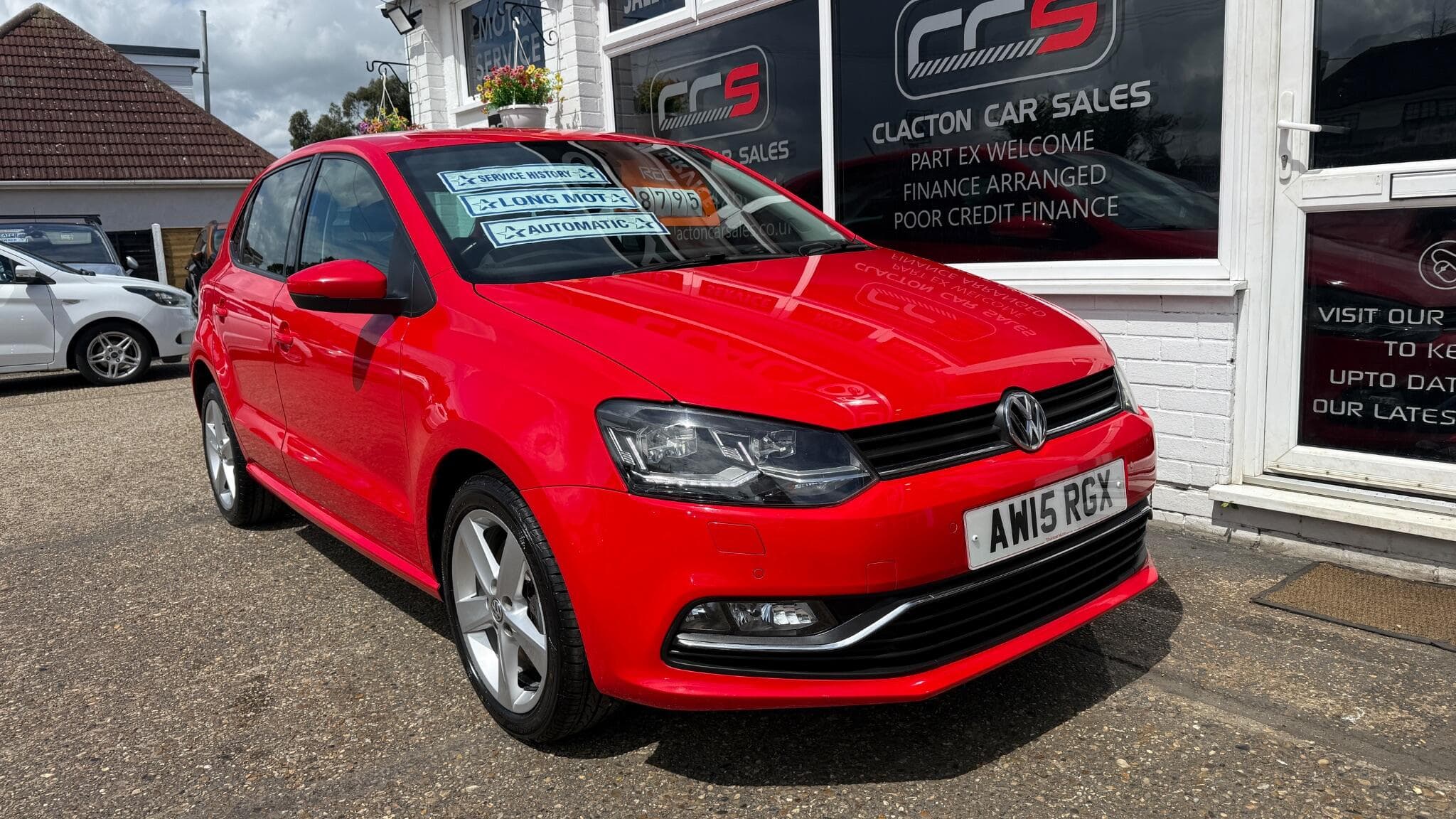 2015 Volkswagen Polo - Image 1
