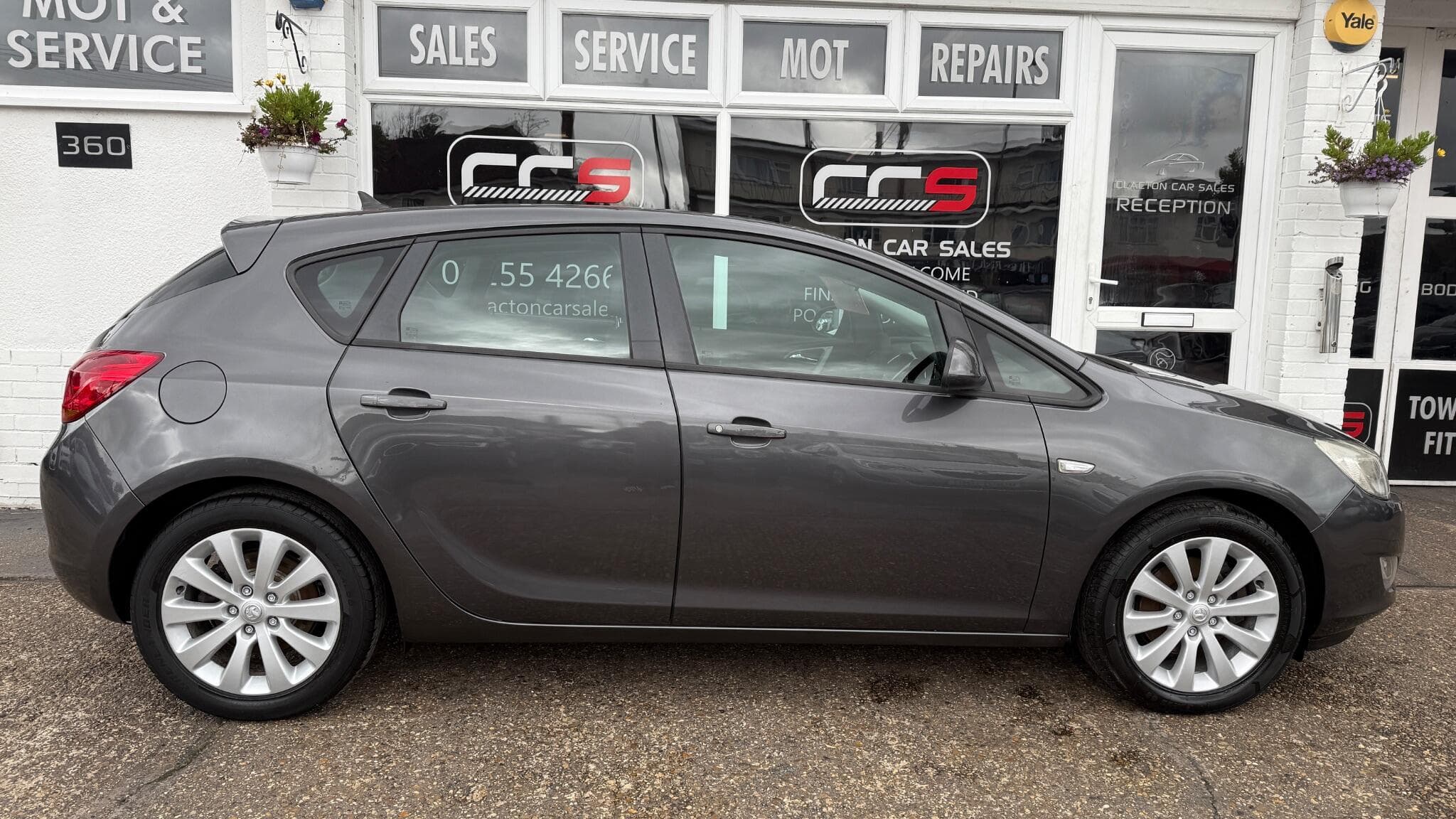 2010 Vauxhall Astra - Image 8