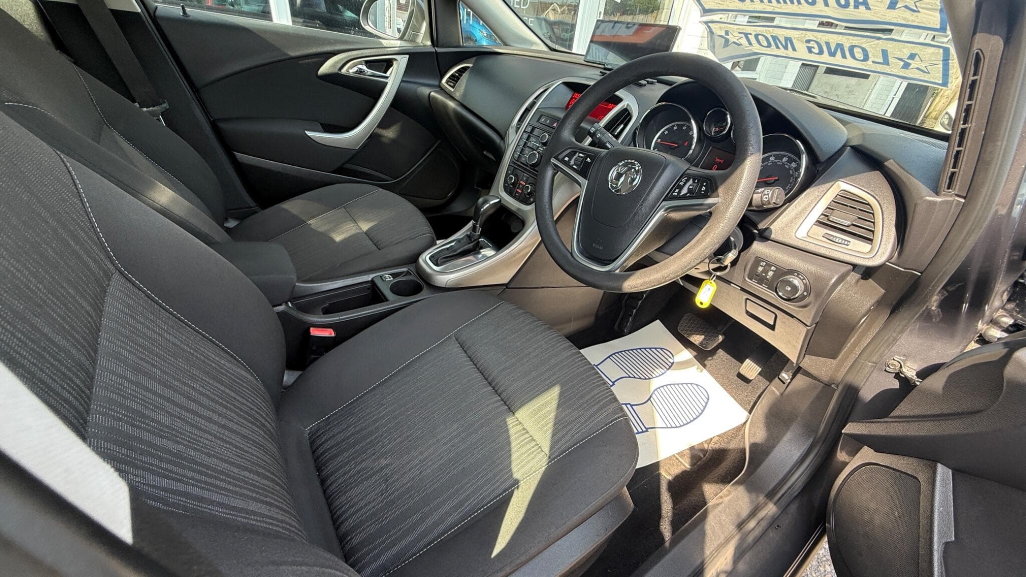 2011 Vauxhall Astra - Image 9