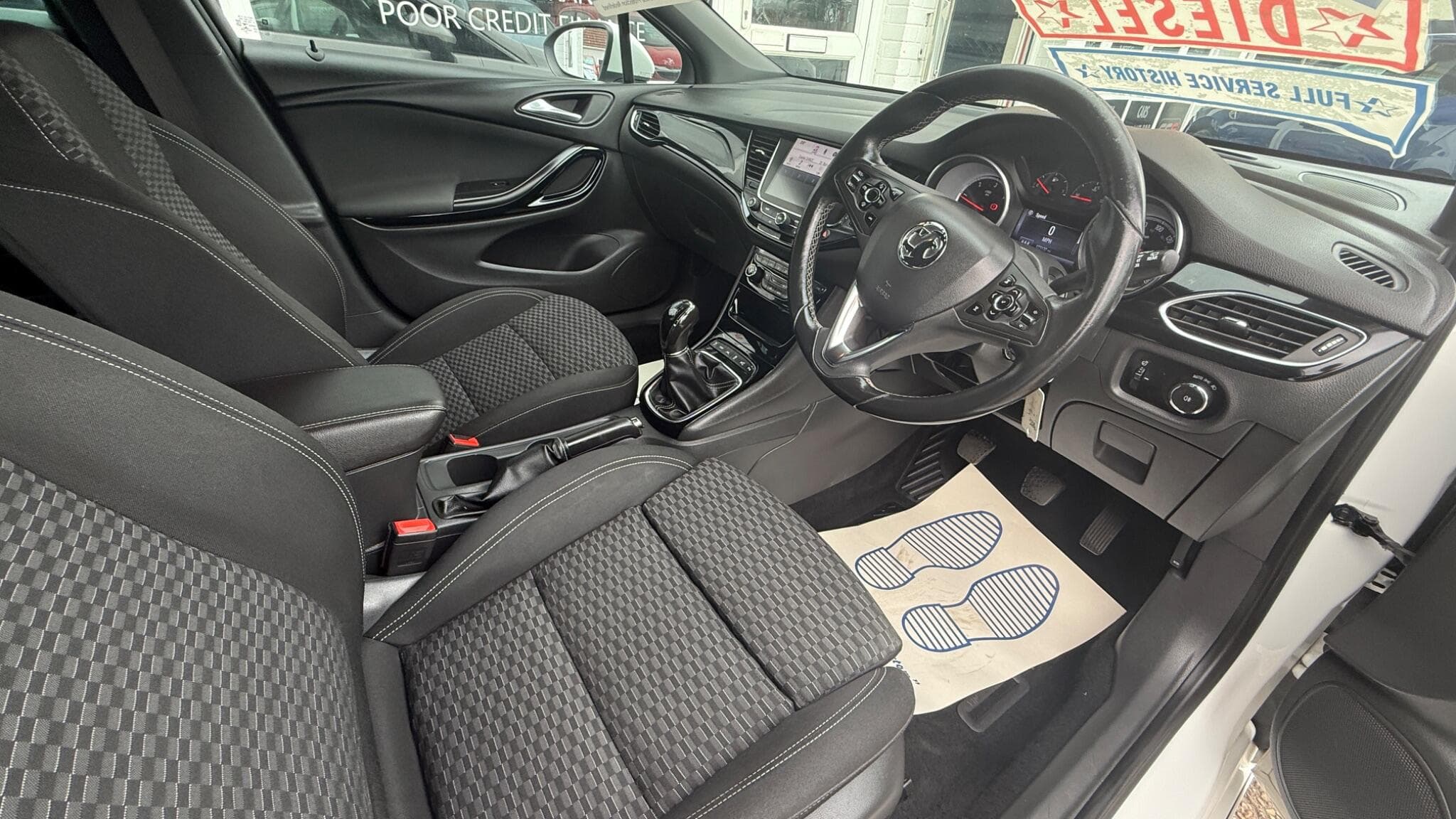 2017 Vauxhall Astra - Image 9