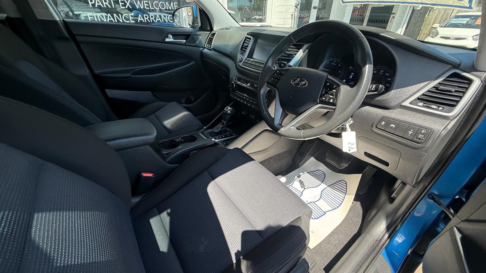 2016 Hyundai TUCSON - Image 9