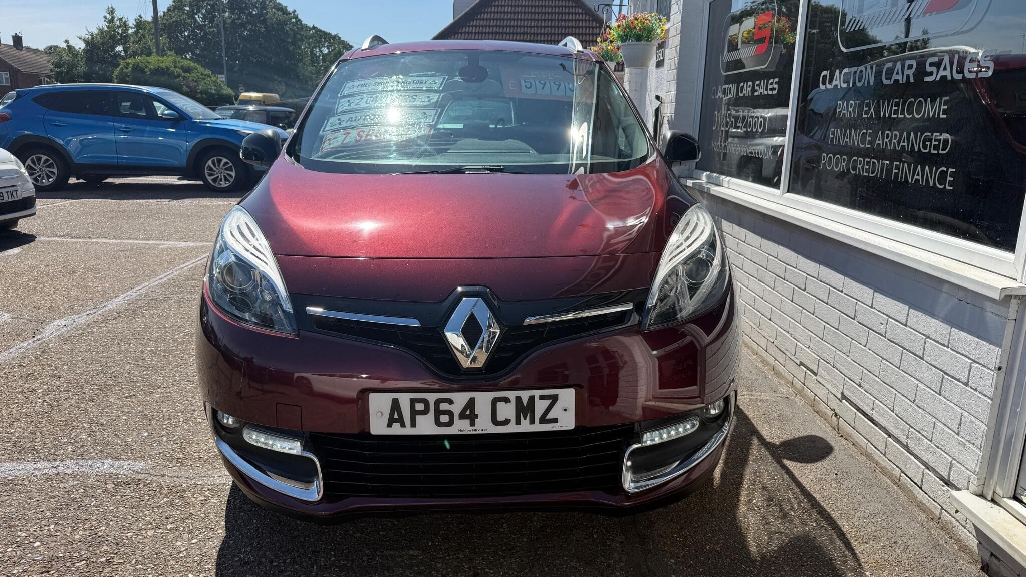 2014 Renault Grand Scenic - Image 2