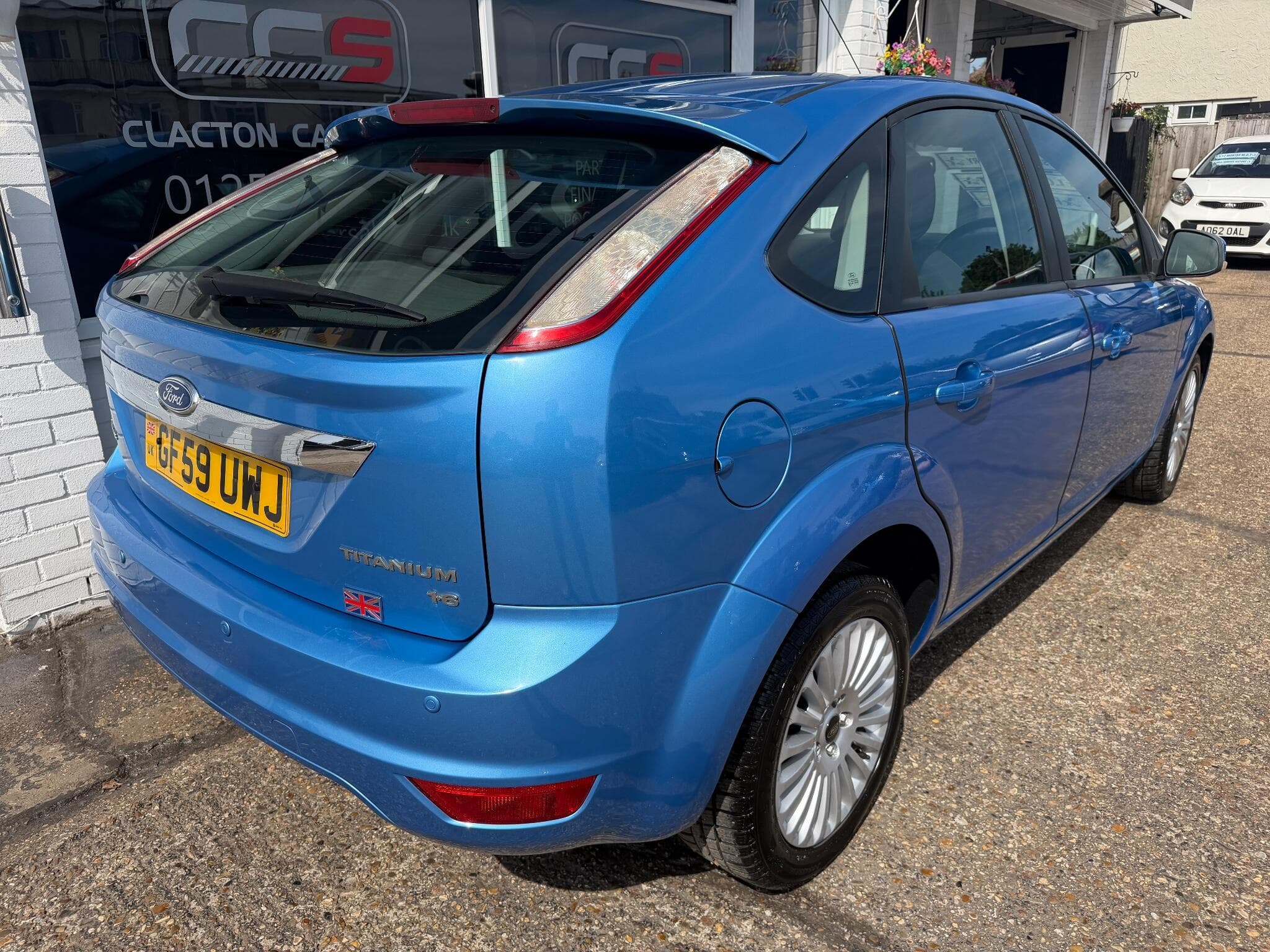 2009 Ford Focus - Image 3