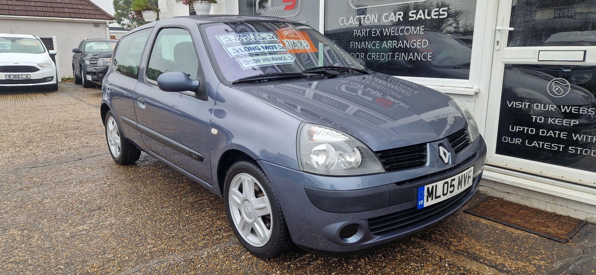 2005 Renault Clio - Image 1