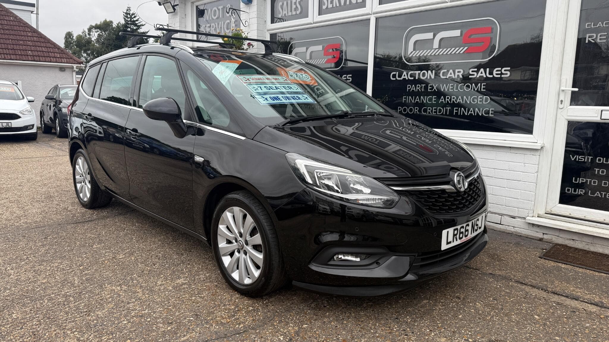 2016 Vauxhall Zafira Tourer - Image 1