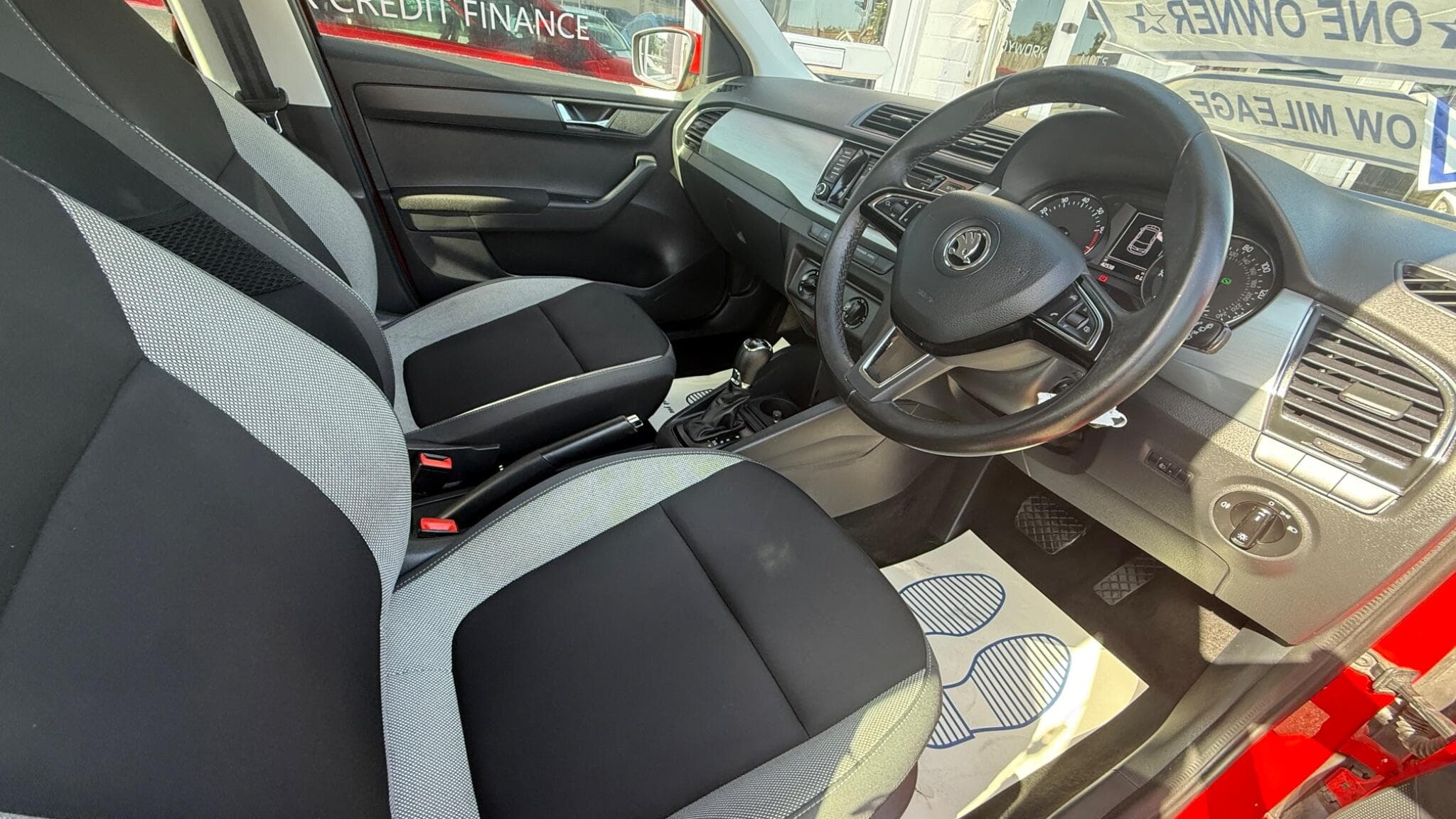 2015 Skoda Fabia - Image 9