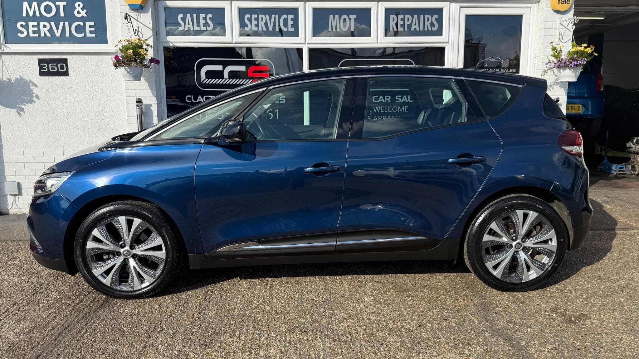 2016 Renault Scenic - Image 4