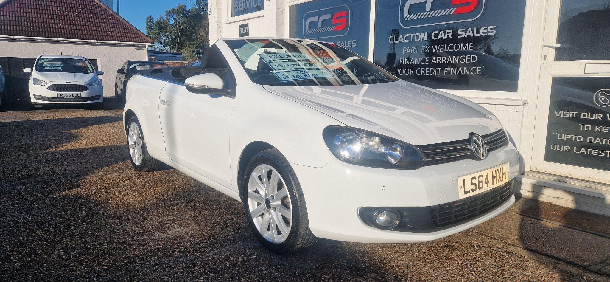 2014 Volkswagen Golf - Image 1