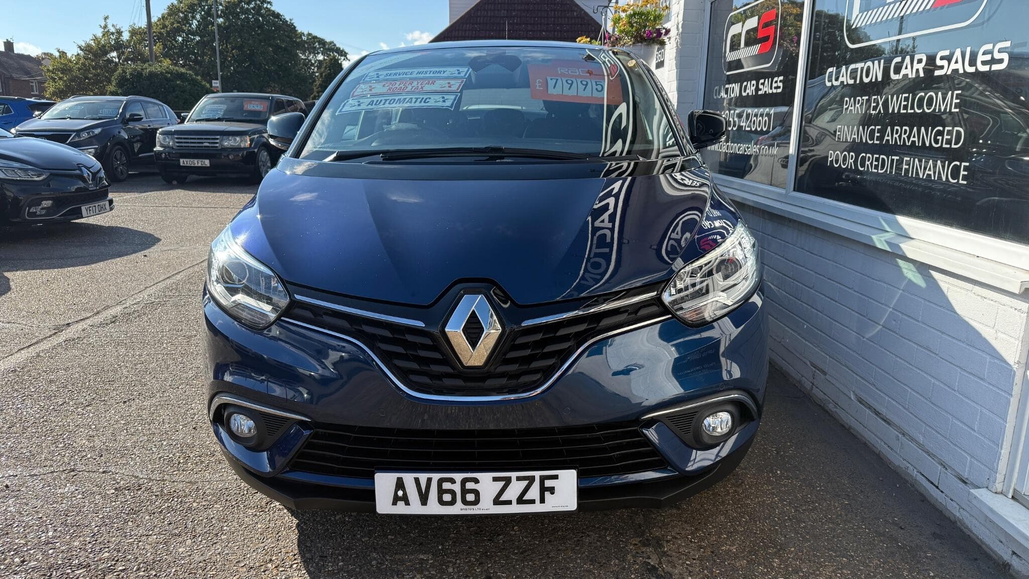 2016 Renault Scenic - Image 2