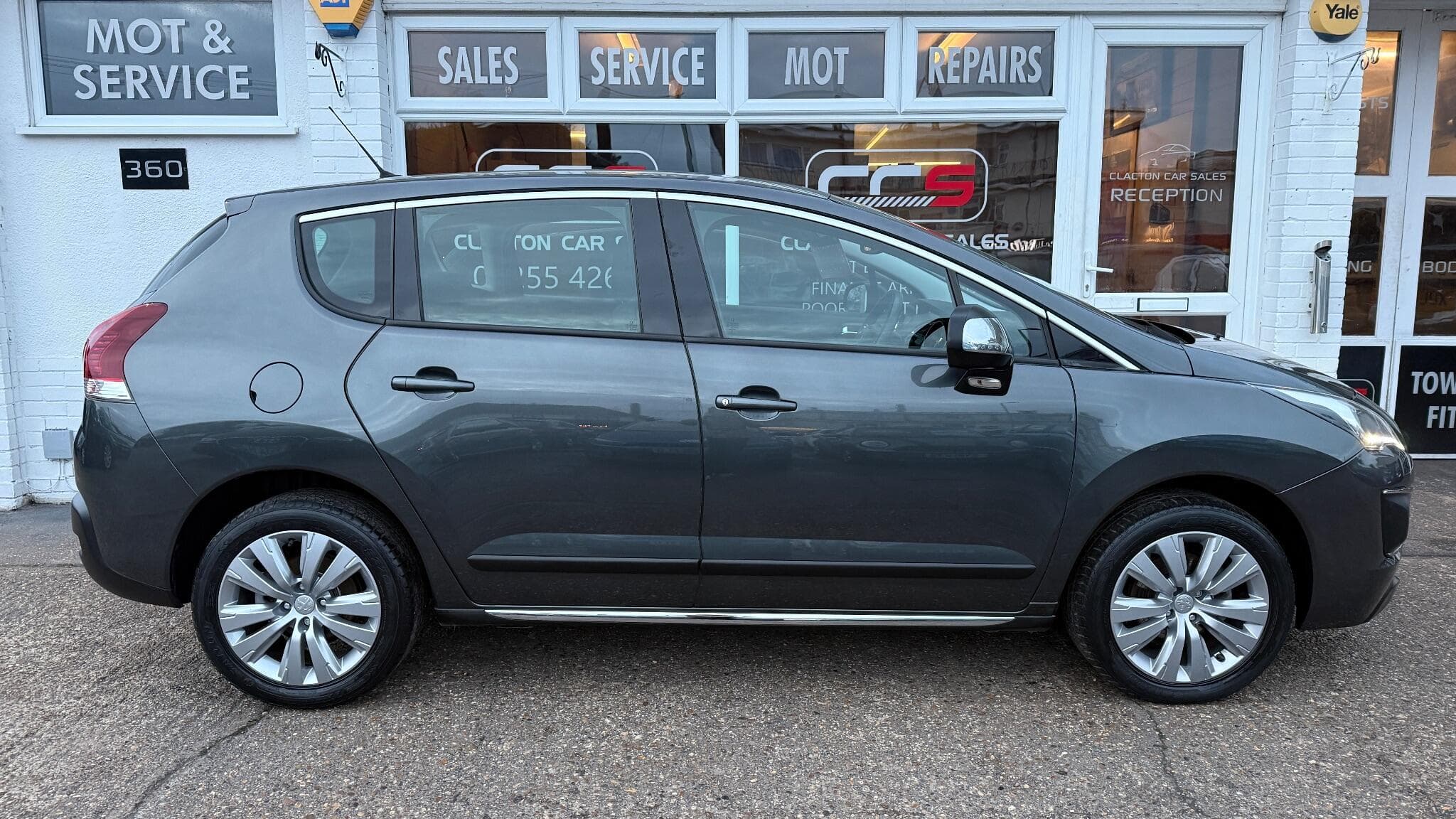 2015 Peugeot 3008 - Image 8