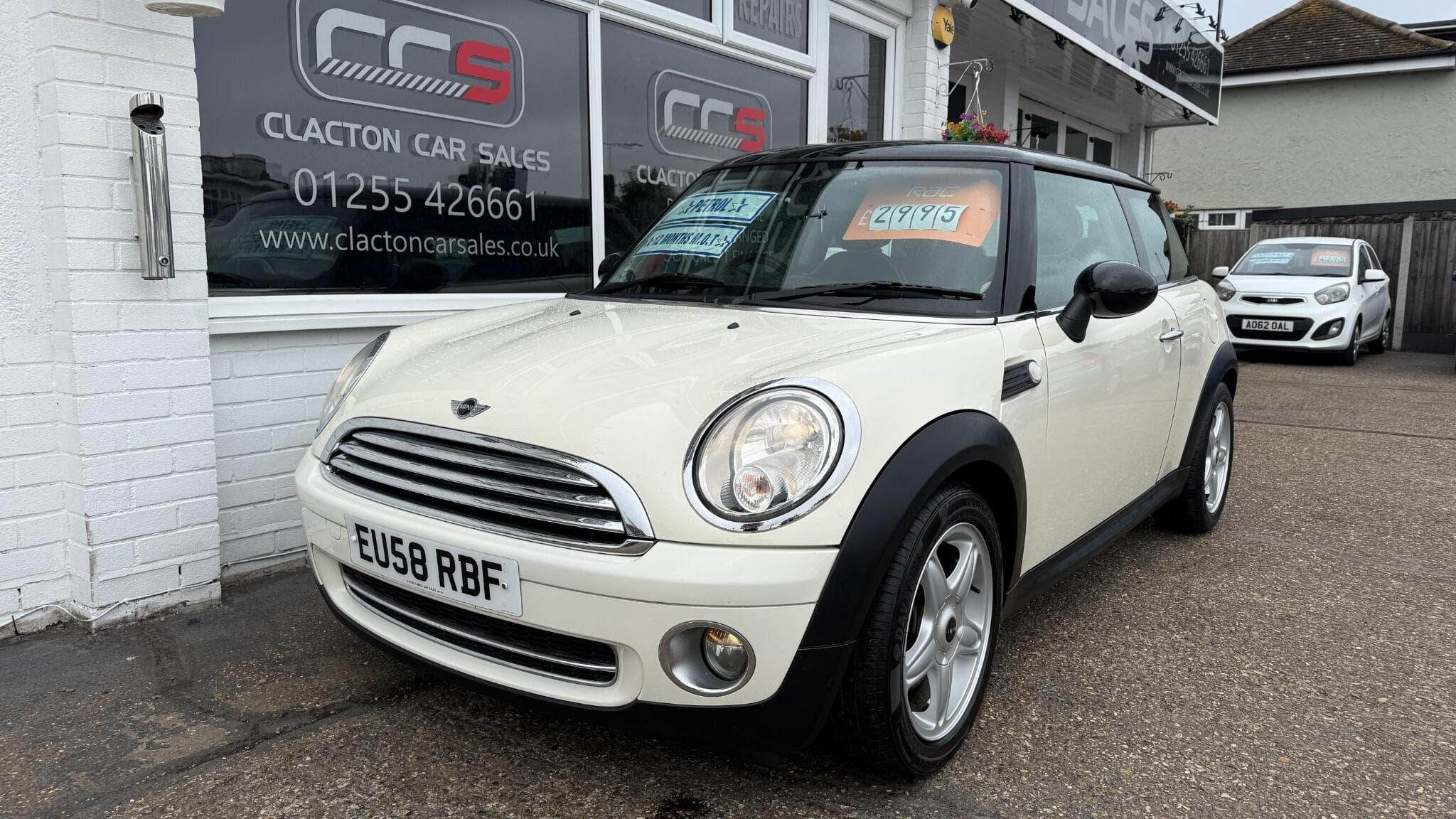 2009 MINI Hatch - Image 3