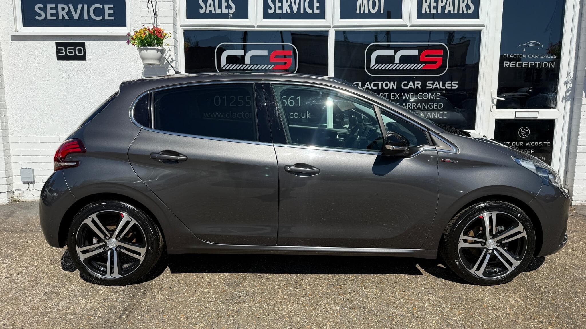 2018 Peugeot 208 - Image 8