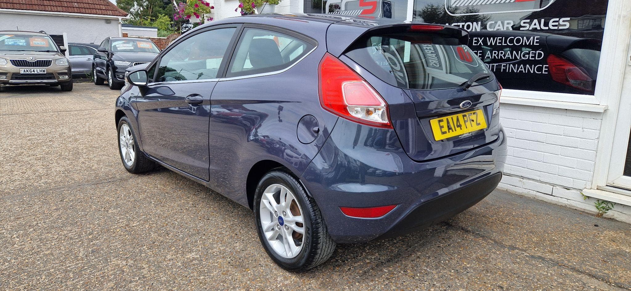 2014 Ford Fiesta - Image 5