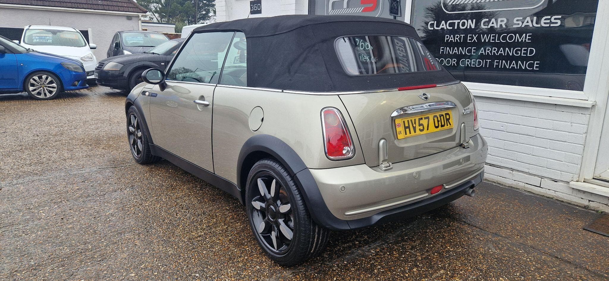 2007 MINI Convertible - Image 5