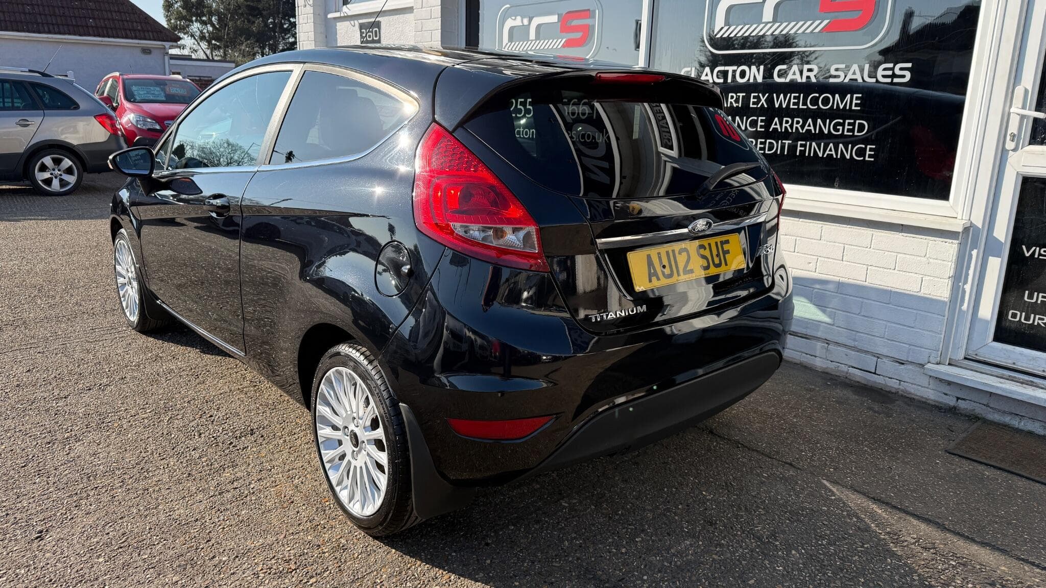 2012 Ford Fiesta - Image 5