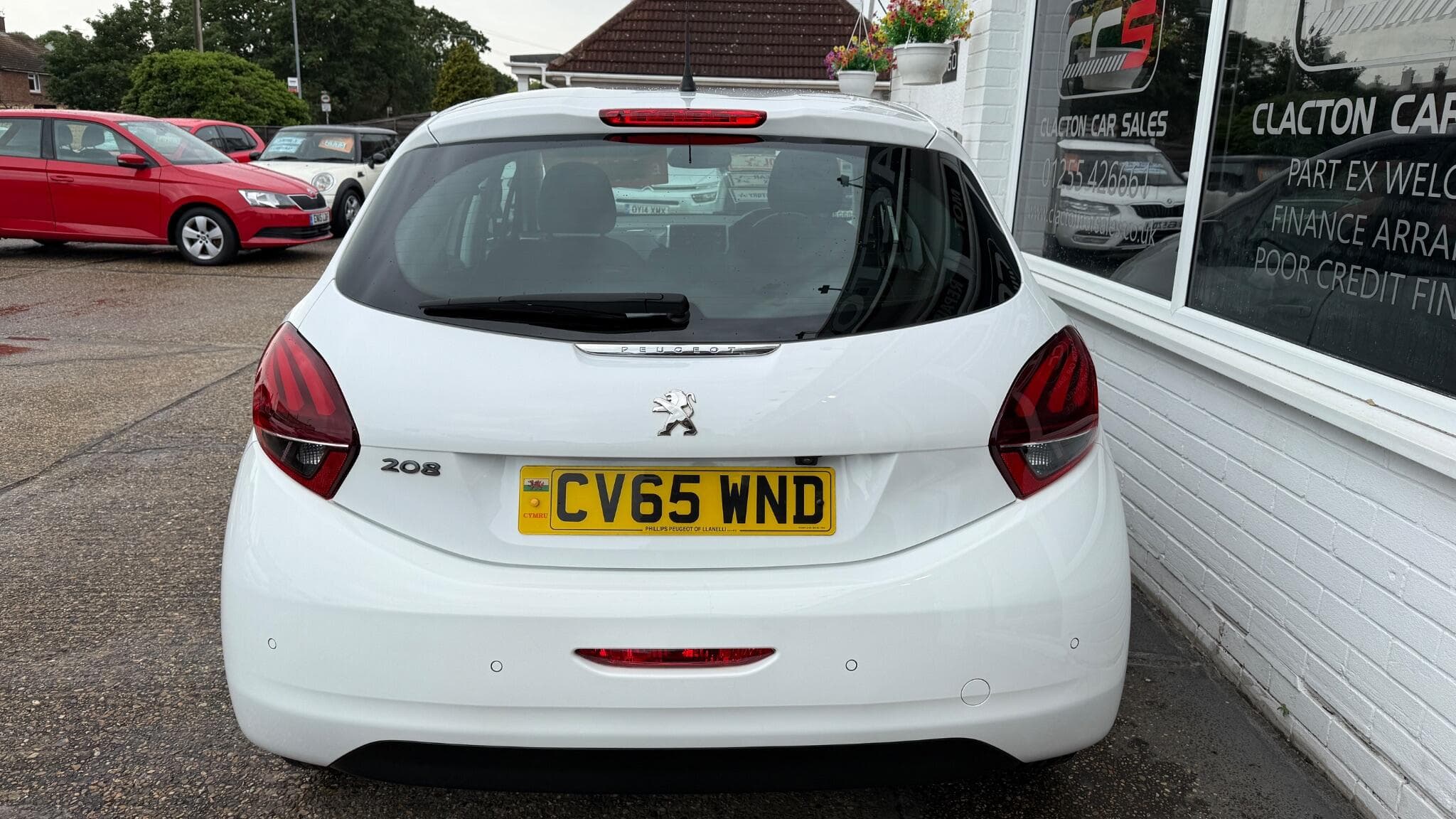2015 Peugeot 208 - Image 6