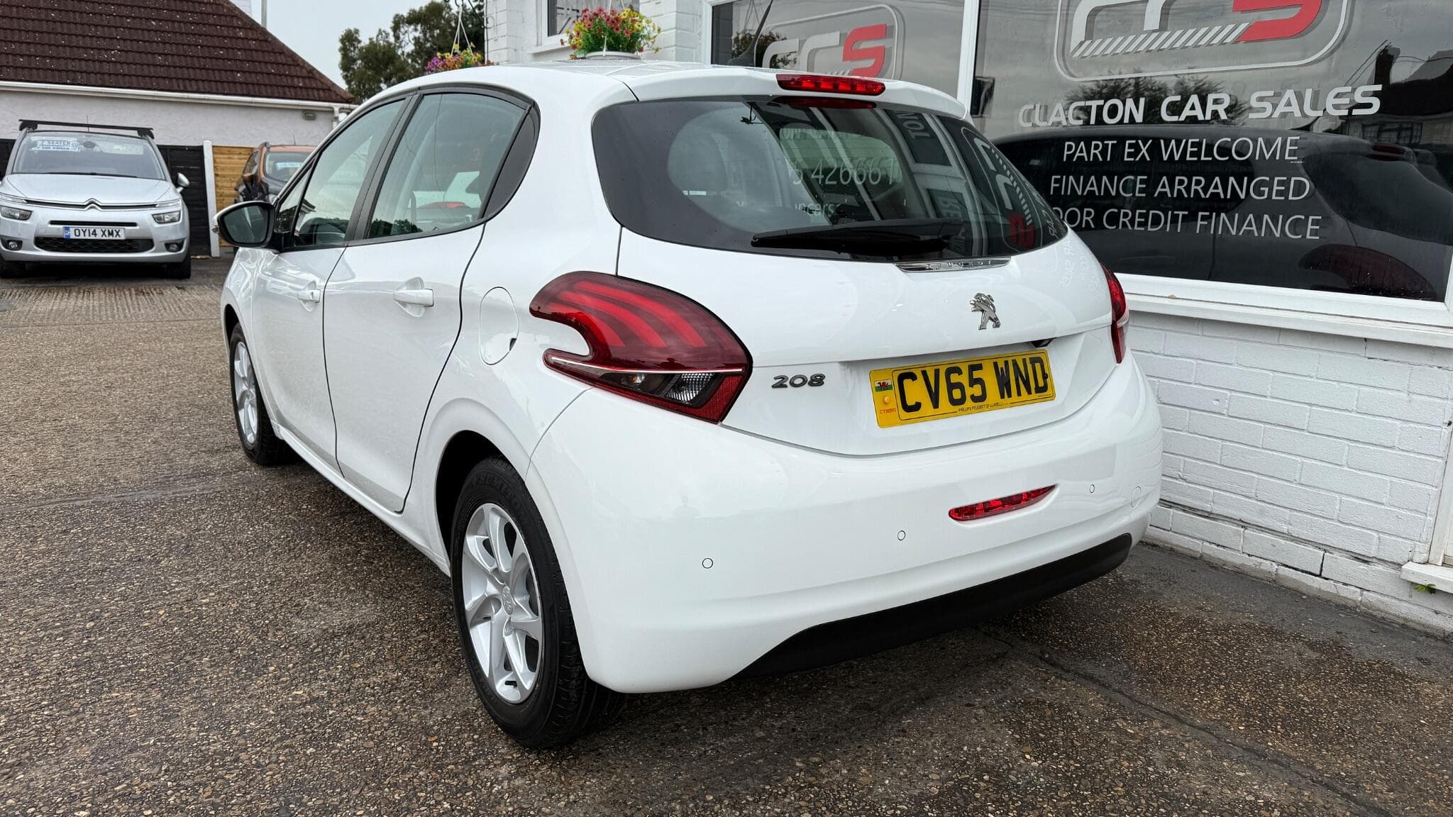 2015 Peugeot 208 - Image 5