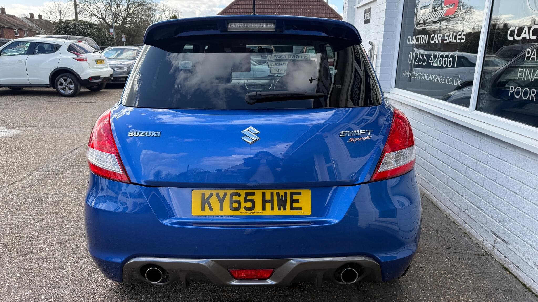 2015 Suzuki Swift - Image 6